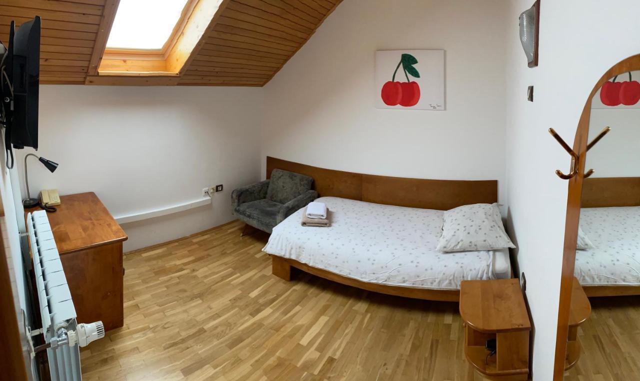 Hotel Ekoturizem Hudicevec Postojna Zimmer foto