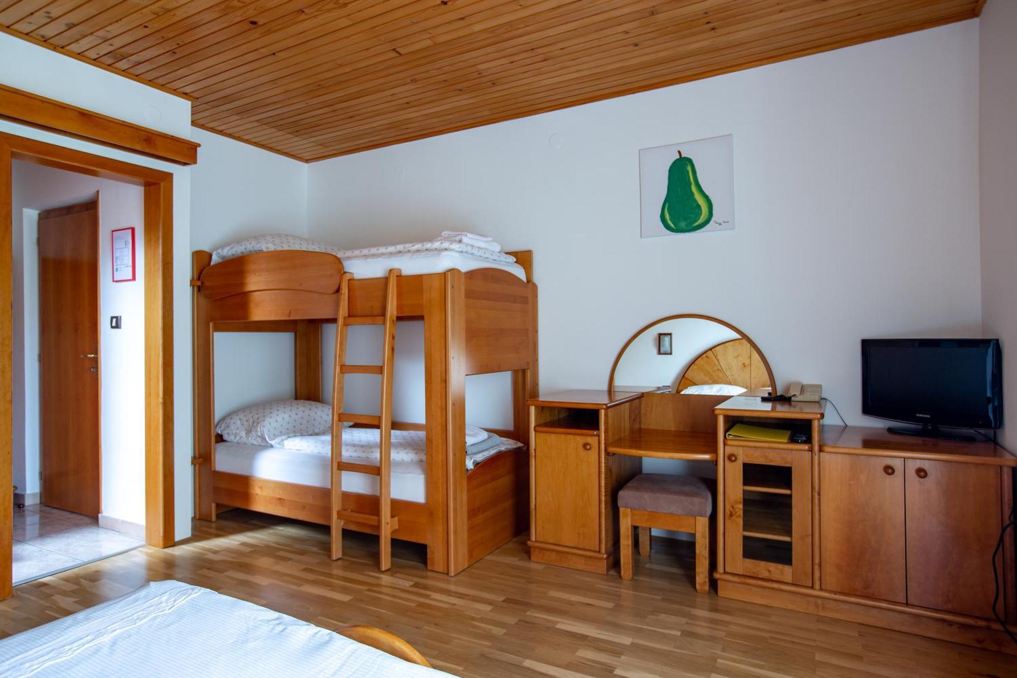 Hotel Ekoturizem Hudicevec Postojna Zimmer foto