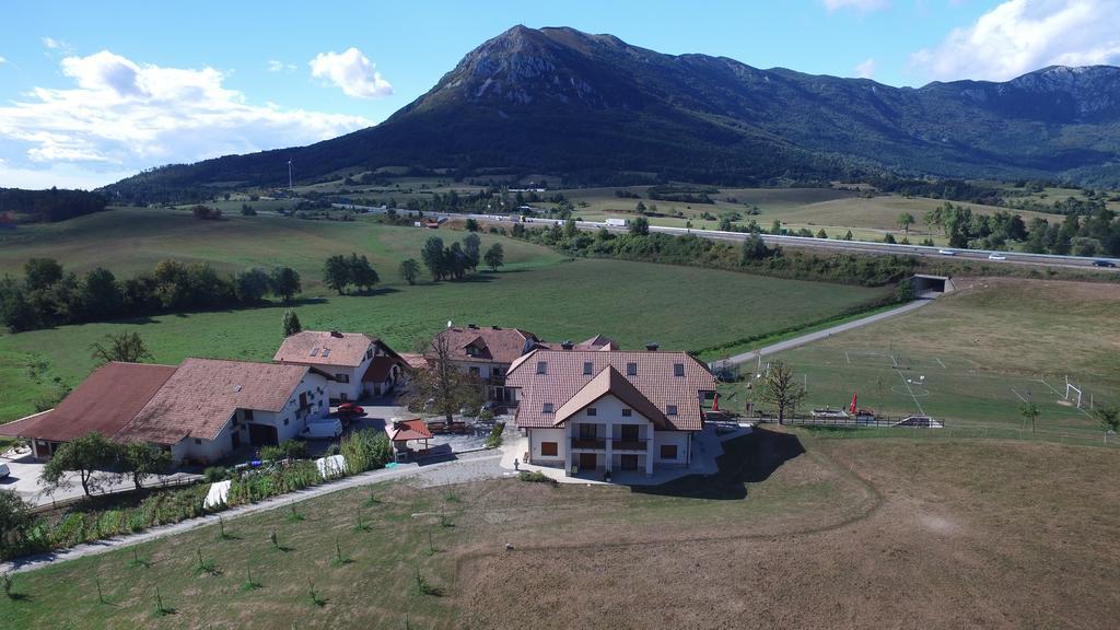 Hotel Ekoturizem Hudicevec Postojna Exterior foto